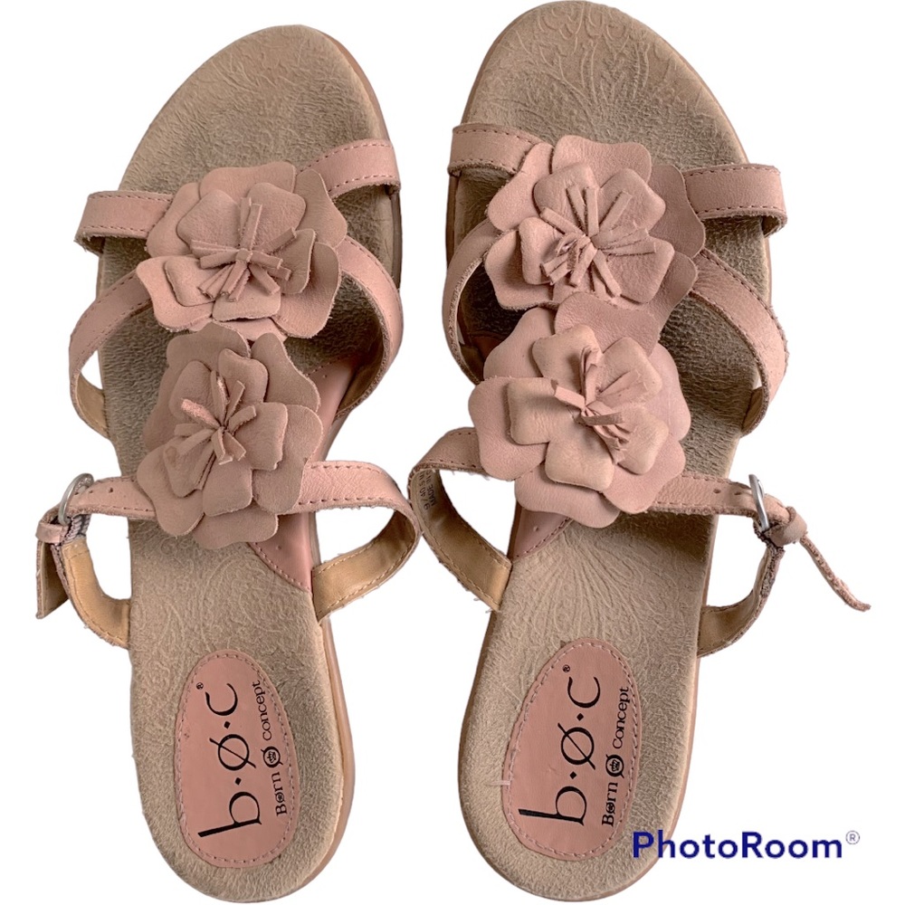 b. o. c Born Concept Leather Sandals SZ 9